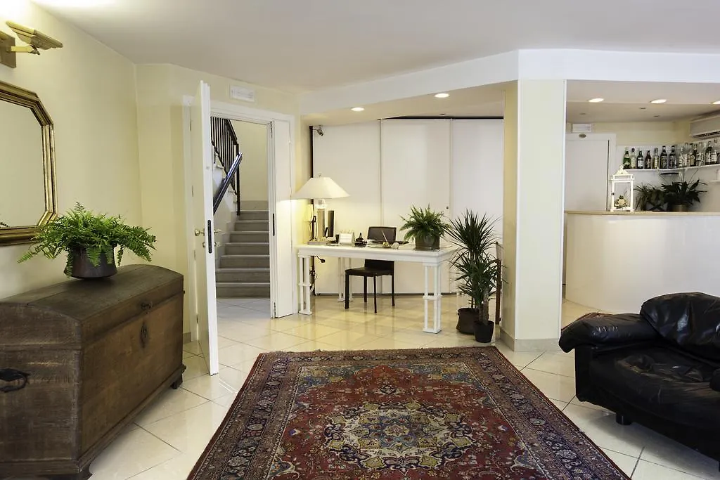 Residence Fellini Rimini 3*,